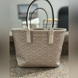 Michael Kors Jodie Tote Bag